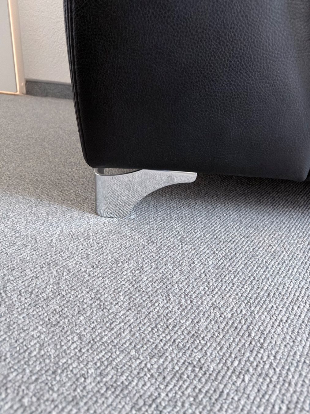 Divani: Echtleder Sofa schwarz – Usato da Dürnten venduto da Rota9903 3