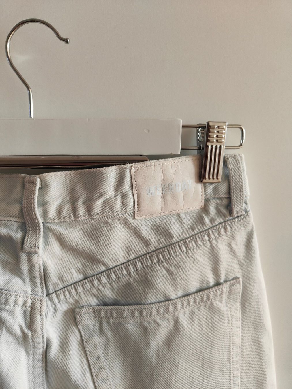 Weekday Jeans: Weekday Jeans - Grösse 25 – Nuovo (secondo la descrizione) da Rickenbach b. Wil venduto da VeryLovelyThings 5