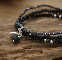 Armband Lavastein..Neu..