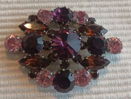 Elegante Vintage Brosche mit farbigen Strasssteinen, Top!...