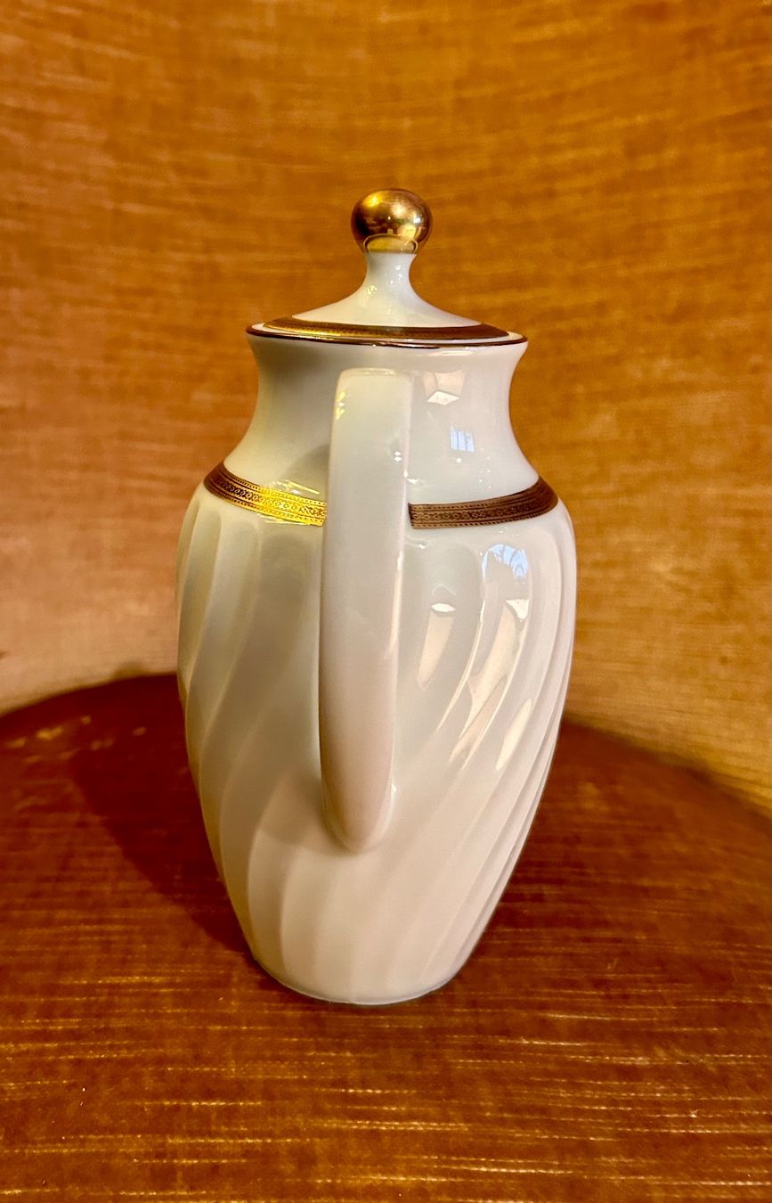 Teekannen: Magnifique cafetière, Bavaria Germany – Gebraucht aus Petit-Lancy von Pierre_le_voyageur 2