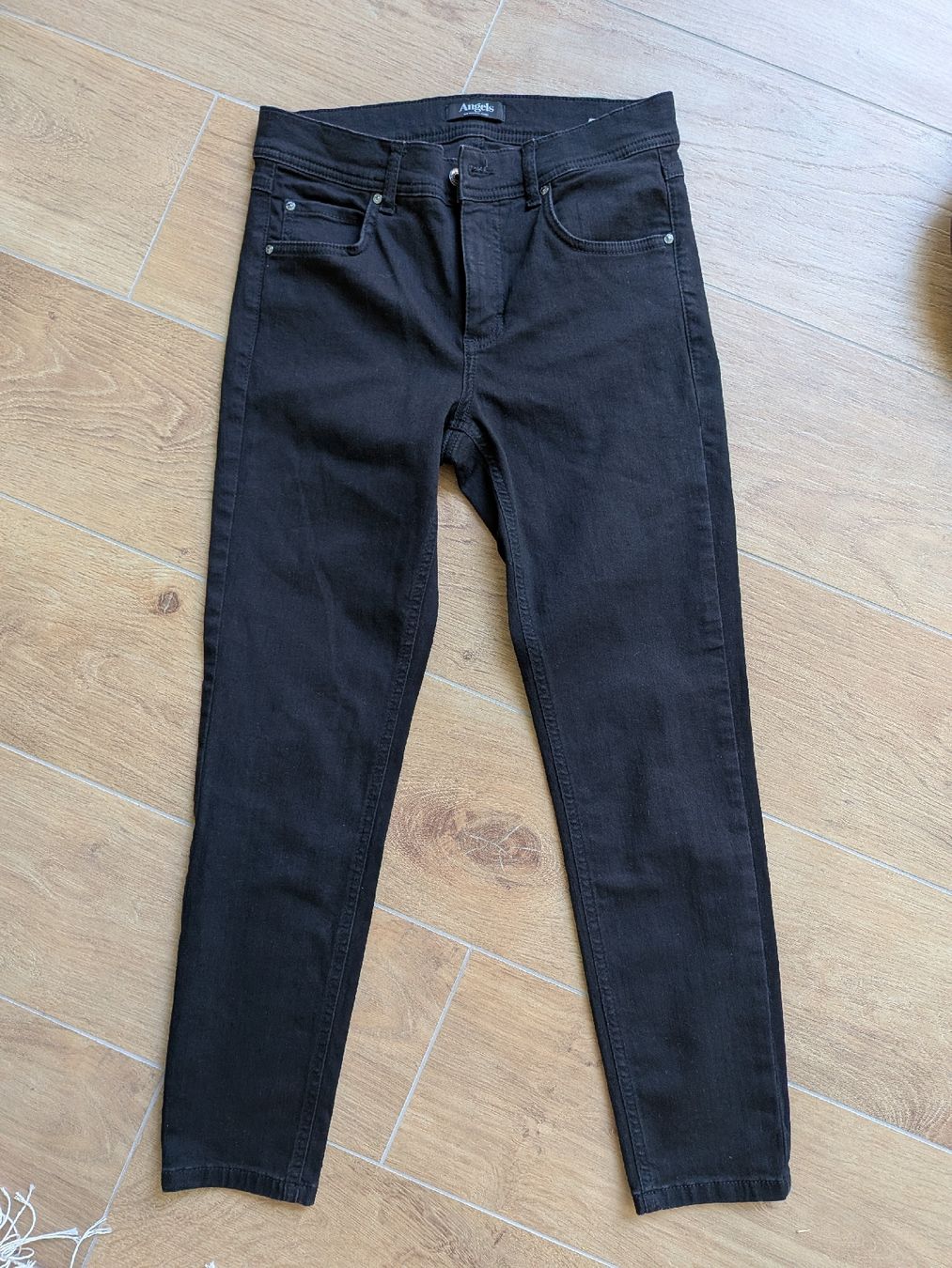 Angels Jeans: NEU: Angels Jeans Grösse 36 – Nuovo (secondo la descrizione) da Eschenbach SG venduto da SanFranciscoCalifornia