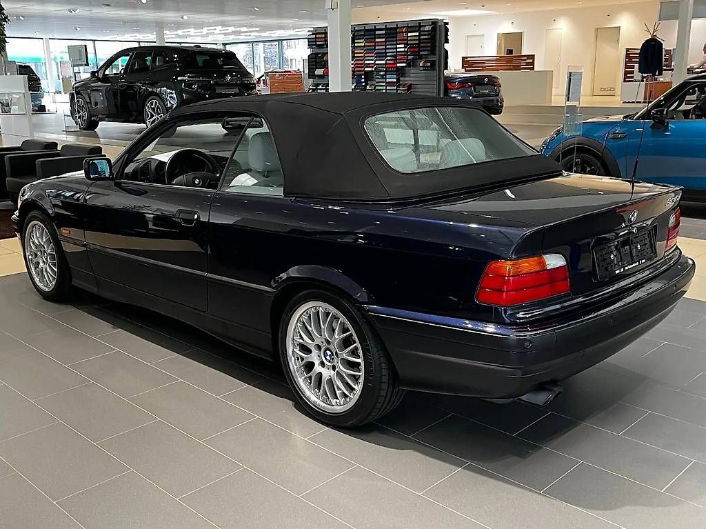 Automobili: BMW 3er Reihe E36 Cabriolet 328i – Usato da Langenthal venduto da Goergens10 1
