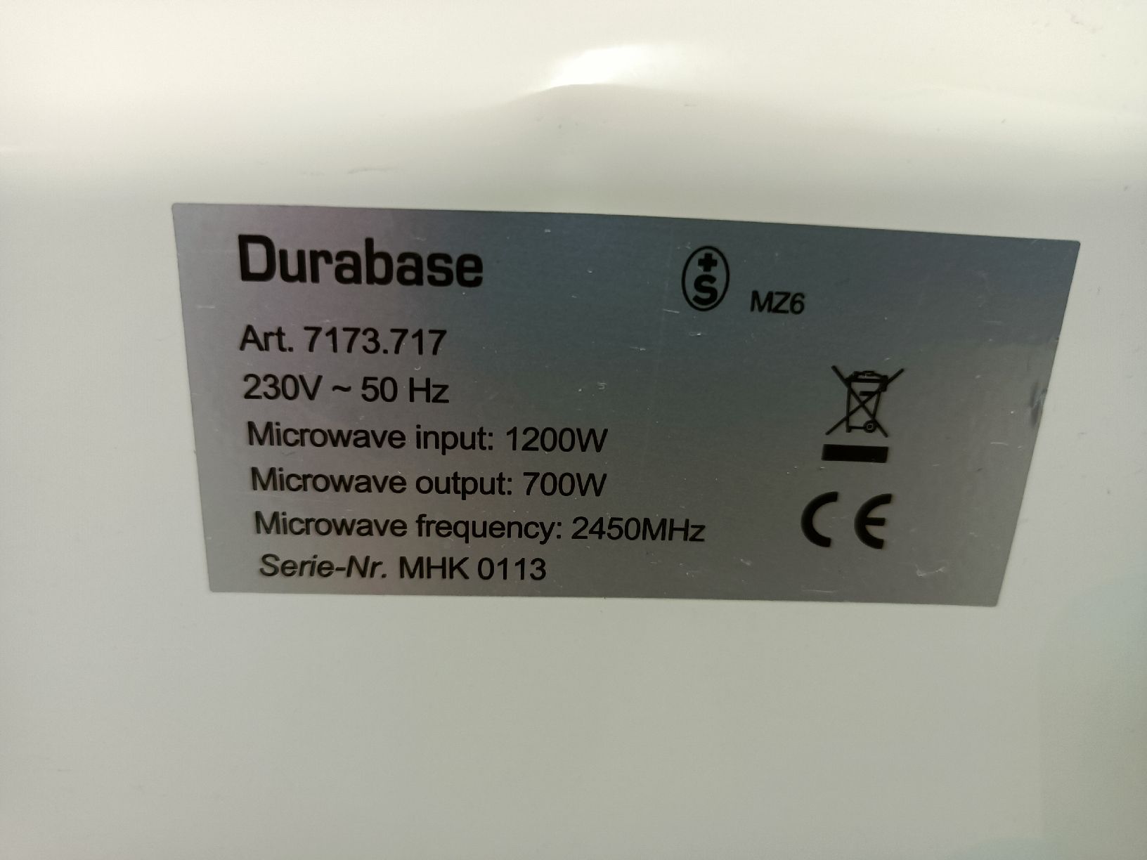 Fours: Einfache Mikrowelle, funktioniert – D'occasion à Büren an der Aare par vivendofeliz 4