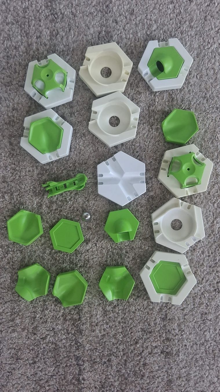 Ravensburger Spielzeuge: GraviTrax 2 Starter Sets inkl. Erweiterungen – Gebraucht aus Geuensee von Itingen1 2