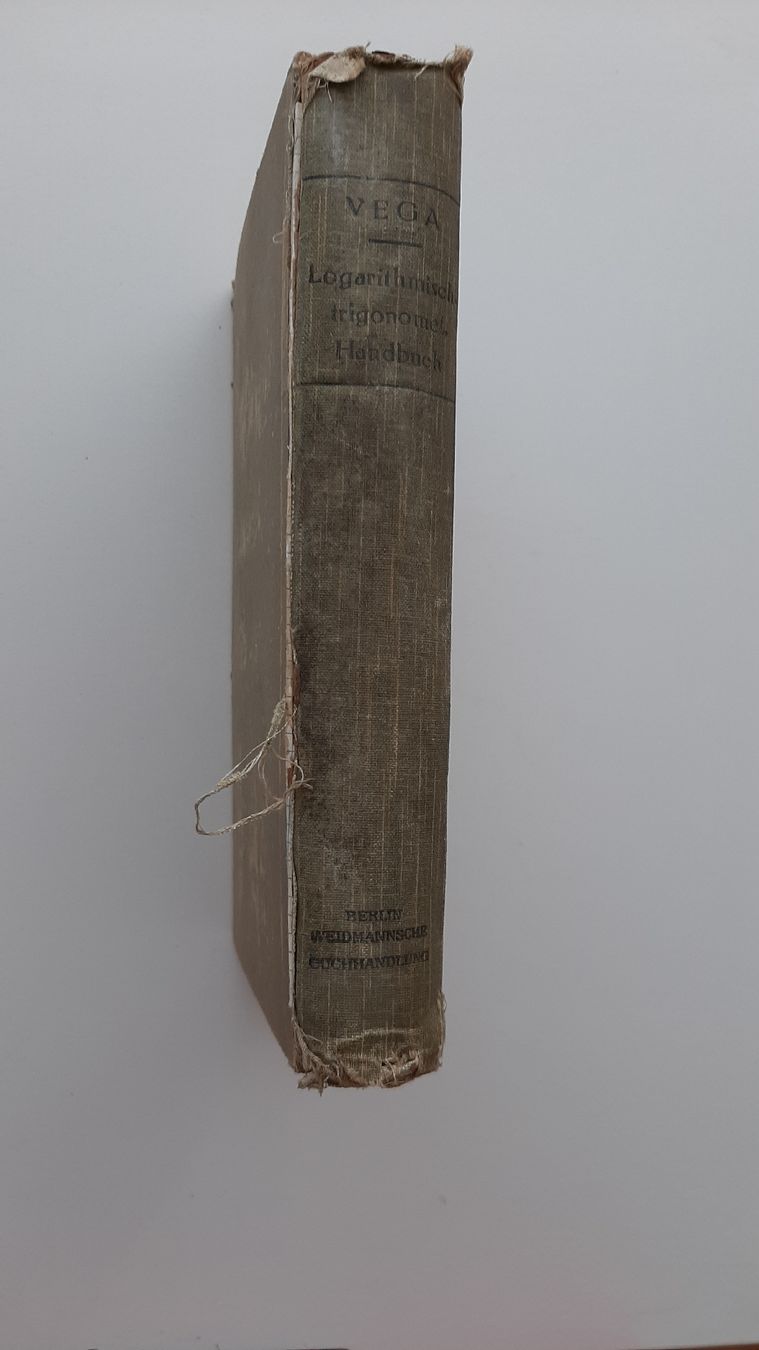 Bücher: VEGA Logarithmisch-trigonometrisches Handbuch – Gebraucht aus Wettingen von po250270 4