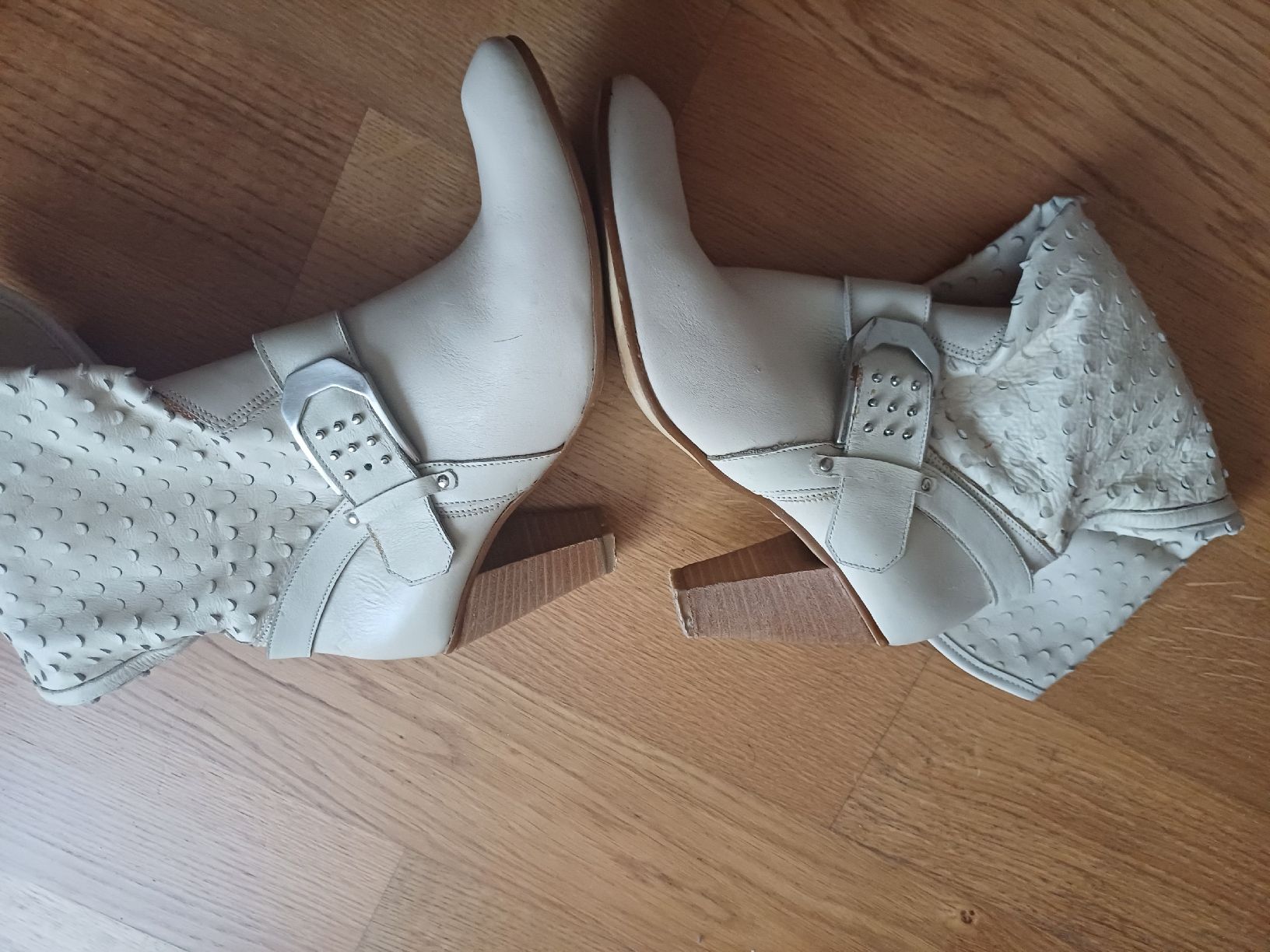 Chaussures femmes: Bottes en cuir 37, Joi – D'occasion à Boudry par JulieG13 4