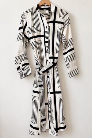 Robe H&M noire et écrue – taille S – neuve