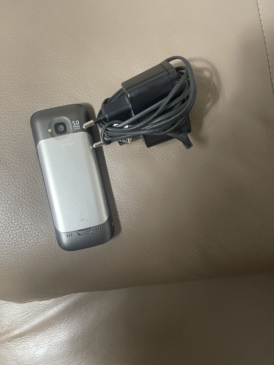 Nokia Telefoni cellulari / Smartphones: Nokia C-5-002 – Usato da Regensdorf venduto da mex5145 7