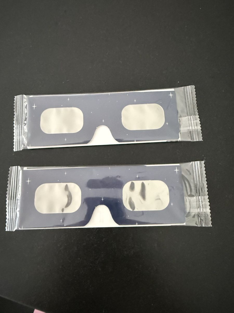 Lunettes & Verres: Lunette pour l’éclipse – Neuf avec emballage d'origine à Cortaillod par jkl800
