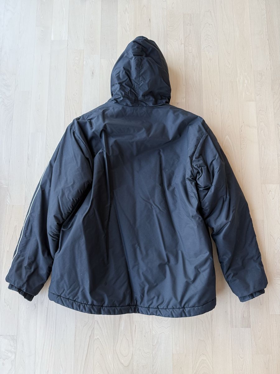 Nike Giacche: Nike Winterjacke mit Kapuze – Usato da Zürich venduto da sandro_colombini 4