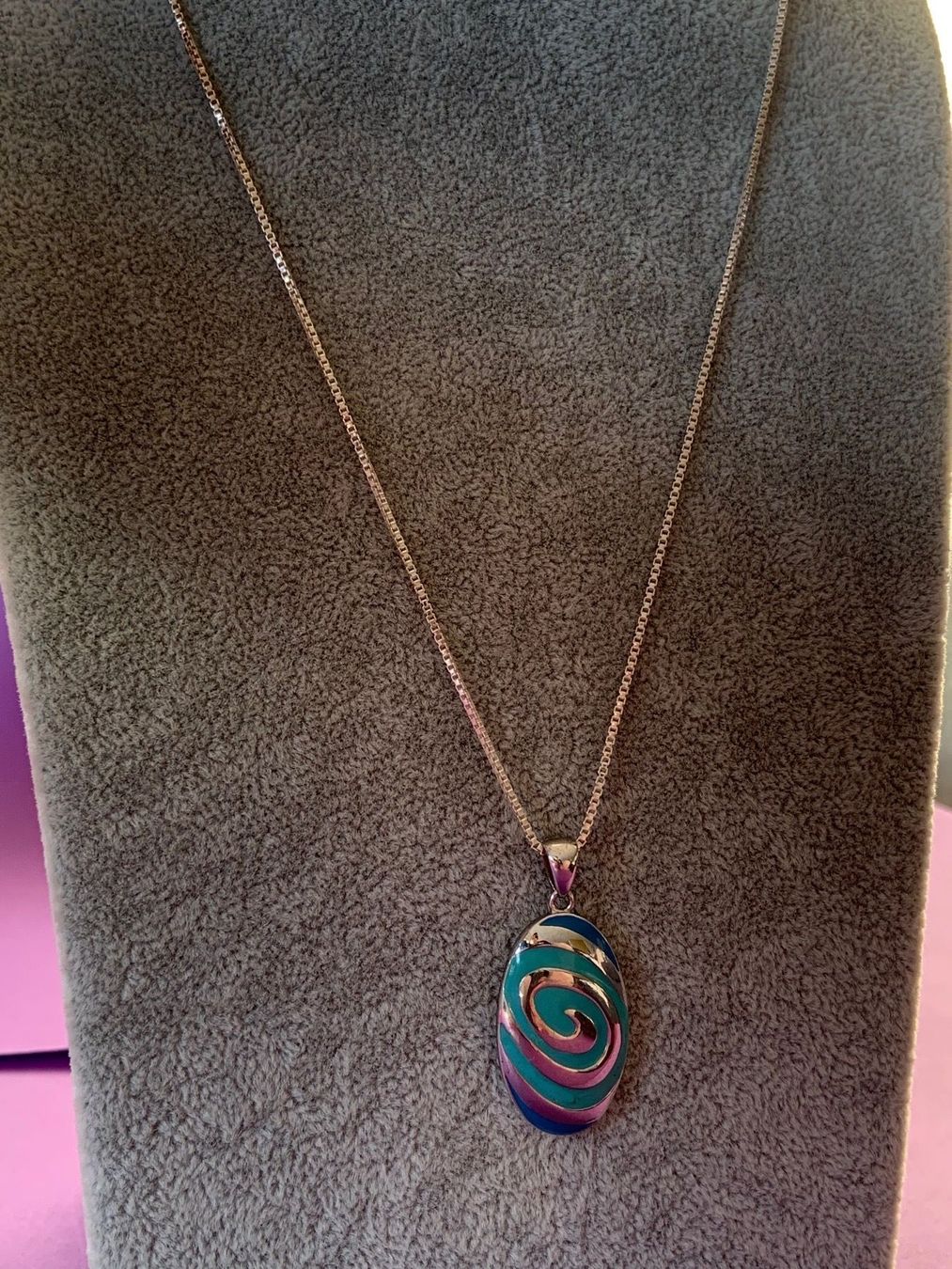 Catenine: Silberkette mit farbiger Spirale (55cm) – Usato da Laufen venduto da Trendmarket 3