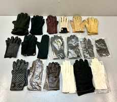 19x DAMENHANDSCHUHE GR 6.5 AB 1.- !!!