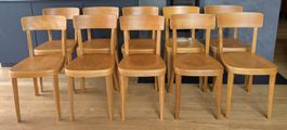 10 klassische Schweizer Beizenstühle / Bistrostühle