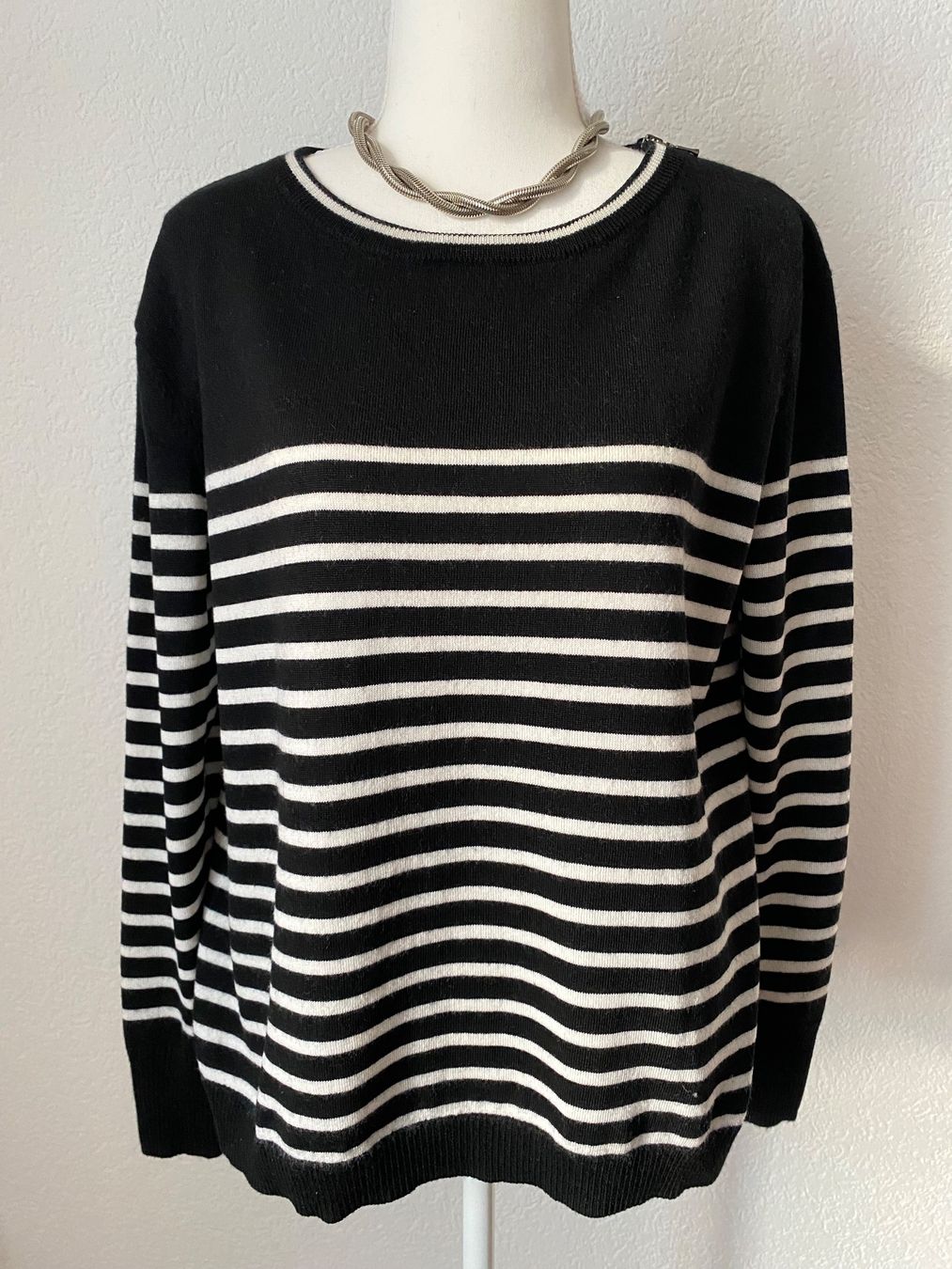 Bogner Maglioni & Felpe: Bogner Pullover aus Schurwolle Grösse 40 – Usato da Oberwil BL venduto da Leni-Mischi