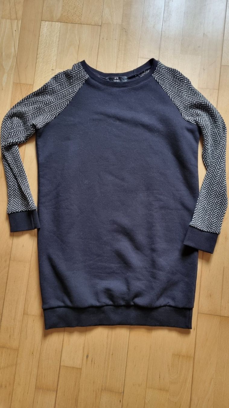 Maglioni & Felpe: Shoko Pullover lang L (geschnitten wie ein M) – Usato da Wohlen AG venduto da stephanieAG