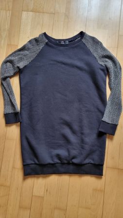 Shoko Pullover lang L (geschnitten wie ein M)