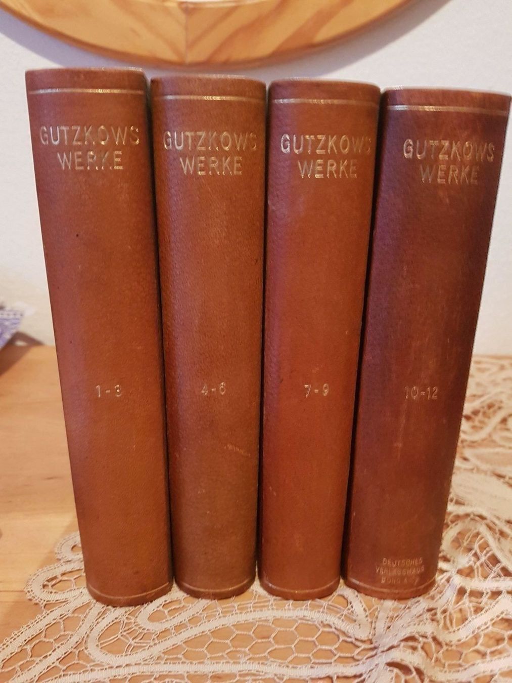 Libri: GUTZKOWS WERKE IN 4 BÄNDEN – Usato da zürich venduto da gabab