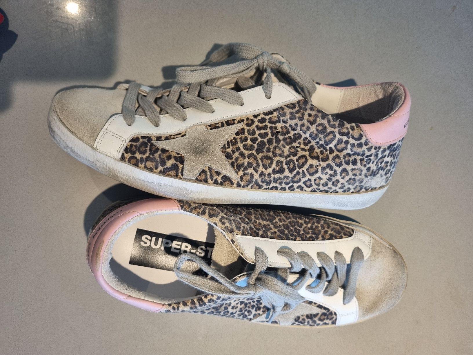 Golden Goose Damenschuhe: Sneakers Golden Goose – Neu (gemäss Beschreibung) aus Herrliberg von revelune 2