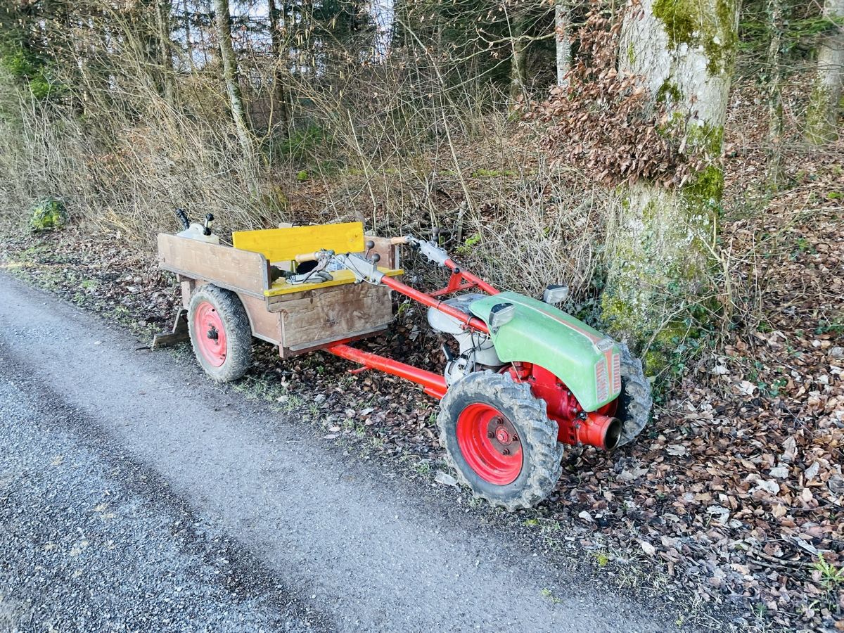 Rapid Tracteurs: Rapid 505 Einachser mit Anhänger – D'occasion à Wolfhausen par LeNoSaBe77 1