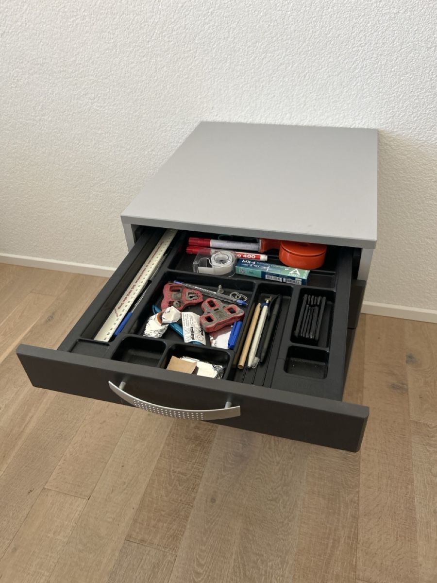 Eléments de bureau: Büro Möbel – D'occasion à Hausen AG par obi92 4