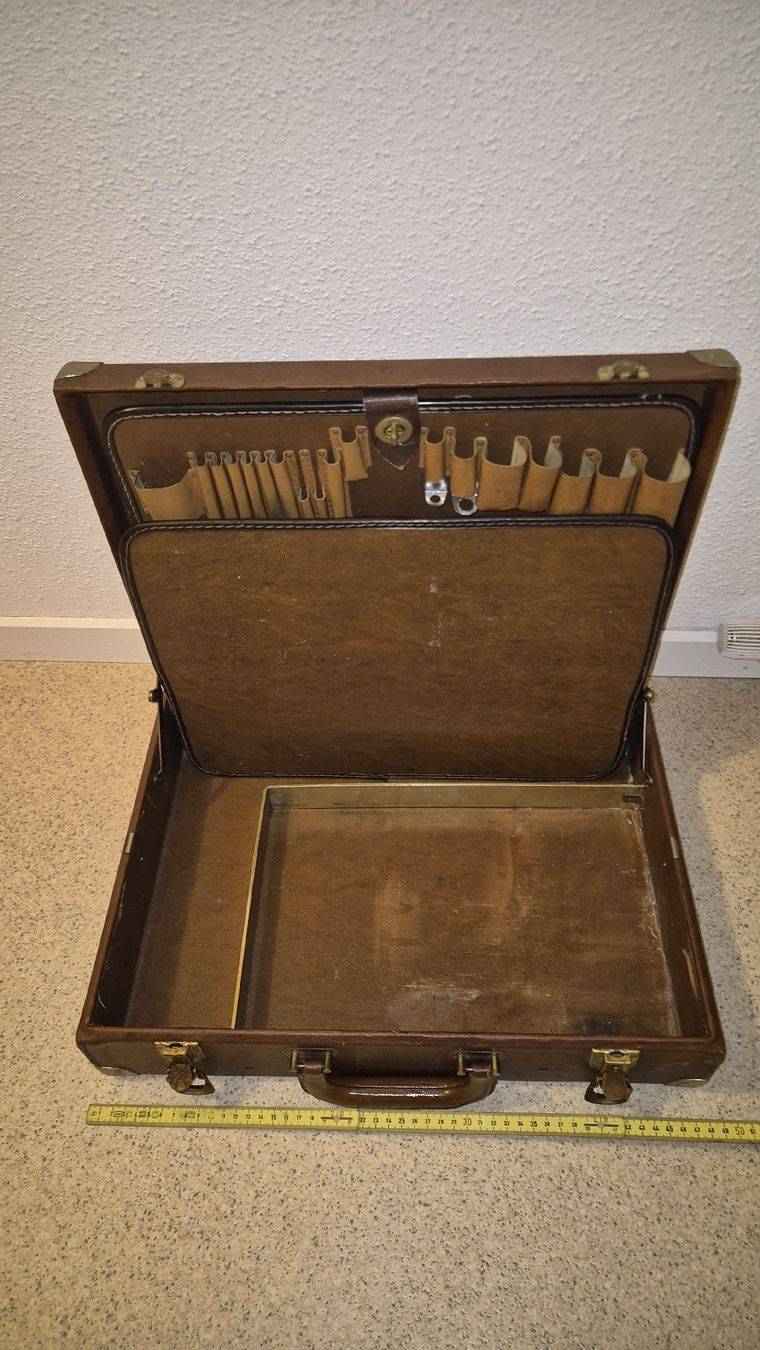 Valises de voyage: vintage Werkzeugkoffer – D'occasion à Buchs AG par EasyPeasy 6