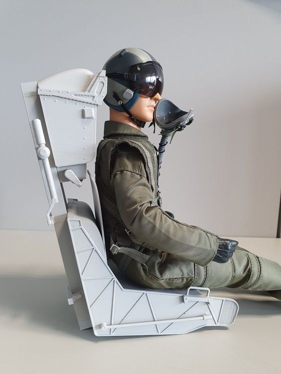 Kit di modellismo & Modellini statici: Schleudersitz Martin Baker 1/4 - 1/4.5 – Nuovo (secondo la descrizione) da Balsthal venduto da Jetline