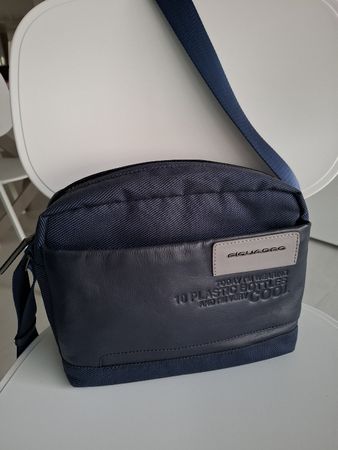 Borsa Piquadro blu in pelle e stoffa MAI USATA
