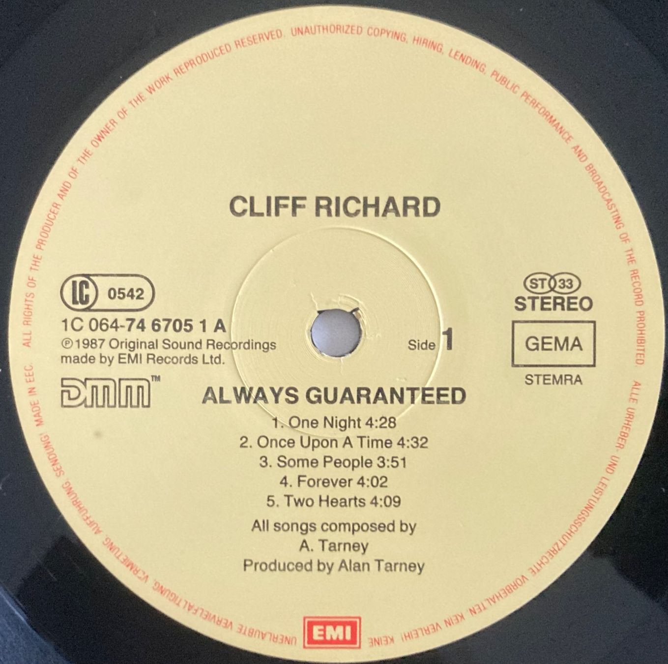 Dischi in vinile: CLIFF RICHARD - ALWAYS GUARANTEED – Usato da Poliez-Pittet venduto da Newtown-Records 2