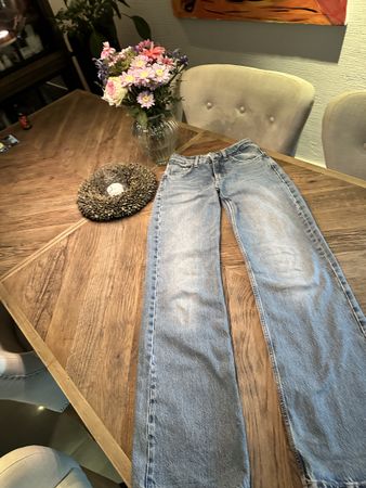 Zara Jeans blau hellblau Grösse 32 guter Zustand