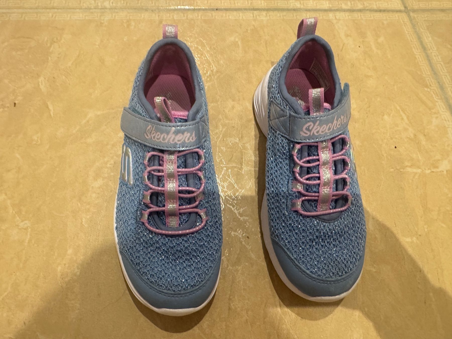 Skechers Scarpe per ragazze: Skechers Turnschuhe, 32 – Usato da Klingnau venduto da Markus14