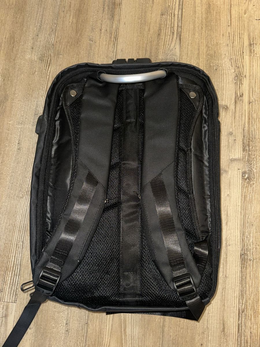 Zaini: Laptop-Rucksack – Nuovo (secondo la descrizione) da Bassersdorf venduto da cel_2n7l 4