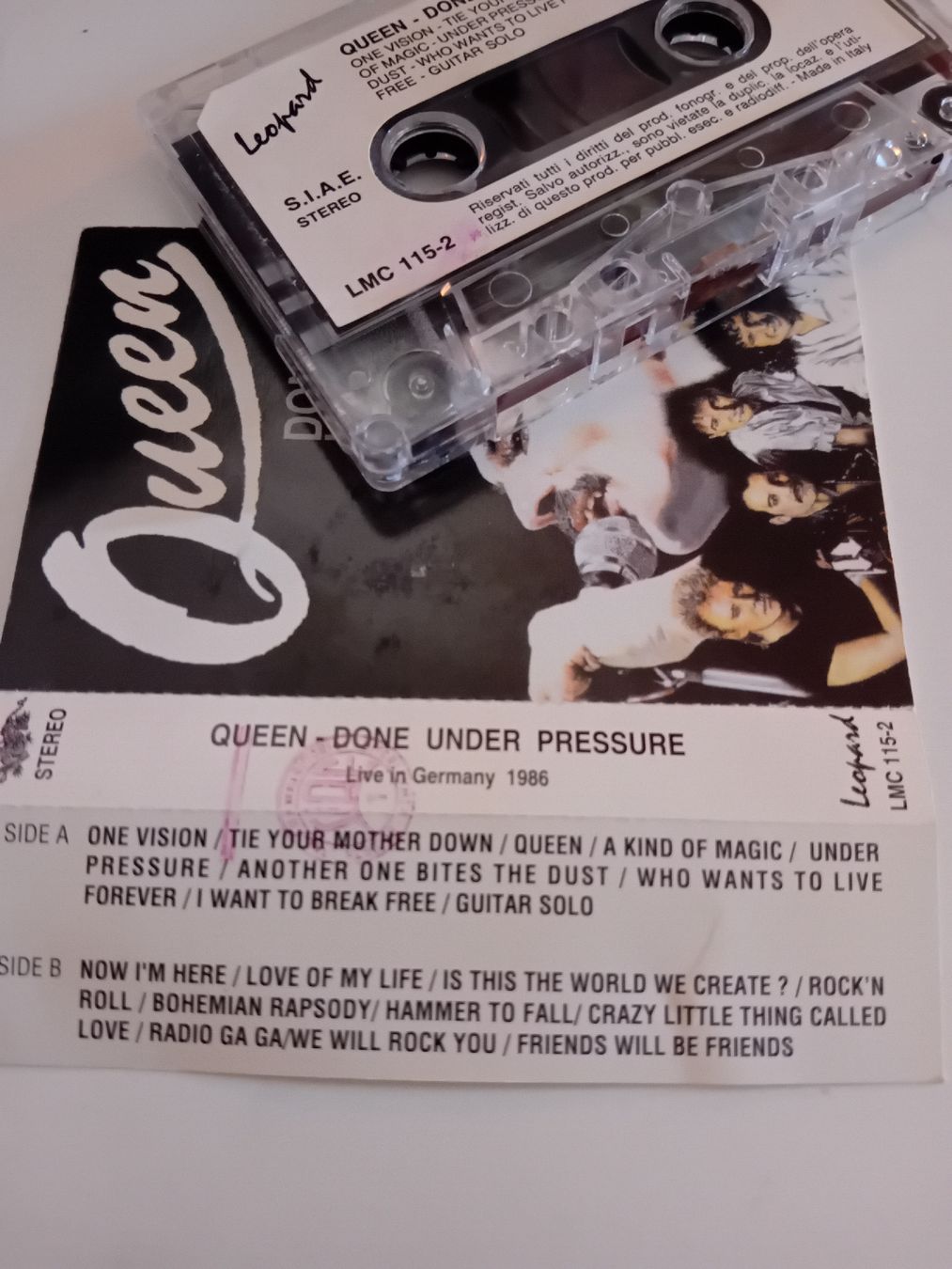 Musicassette: Queen - Done Under Pressure Live in Germany 1986  – Usato da Biasca venduto da Old_6blh 3