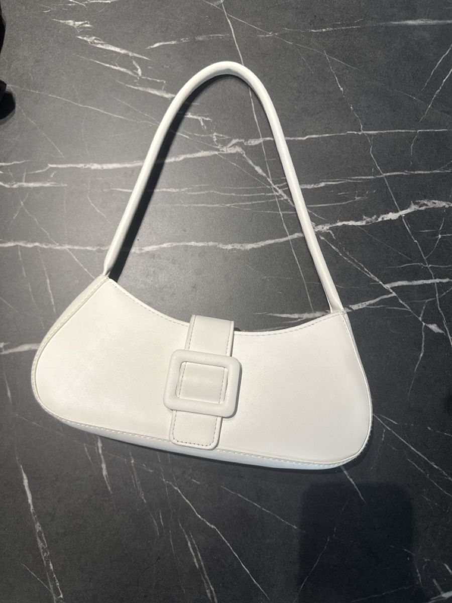 Taschen für Damen: Handtasche  – Neu (gemäss Beschreibung) aus Kriens von lau_xk77