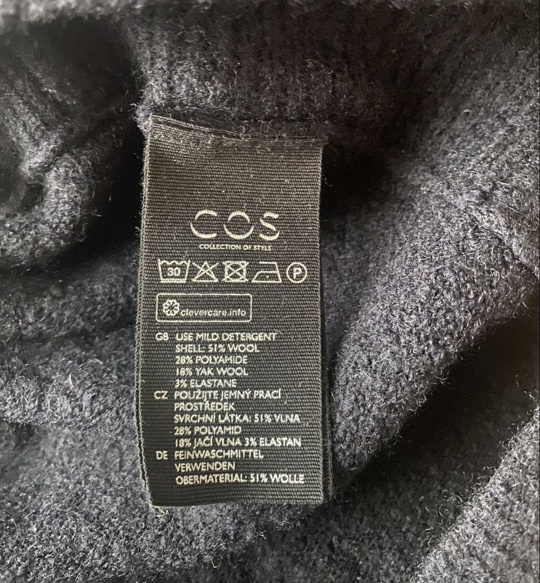 Cos Maglioni & Felpe: Dunkelblauer Woll - Pullover COS, Gr. S – Usato da Sarnen venduto da Paris99 3