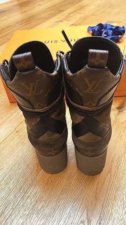 Louis Vuitton Scarpe da donna: Louis Vuitton Desert Boot Gr.36 – Usato da Widnau venduto da tinawild 4