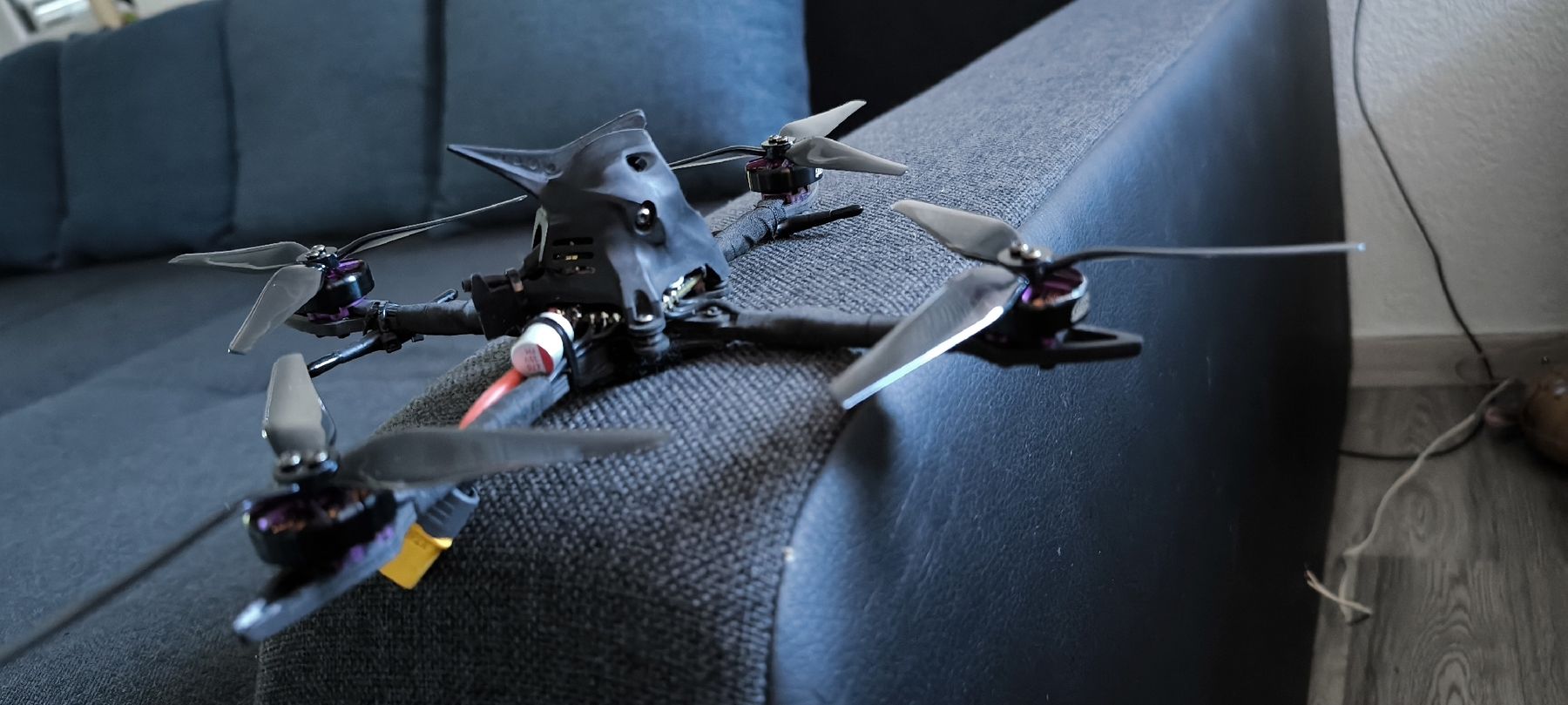 RC Kits de montage: FPV Rc drhone  – D'occasion à Steffisburg par ele_7hty 6