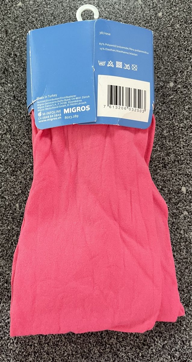 Calze & Collant: Nagelneue Leggings Gr. 152 – Nuovo e nell'imballaggio originale da Hünenberg See venduto da spartakus02 1