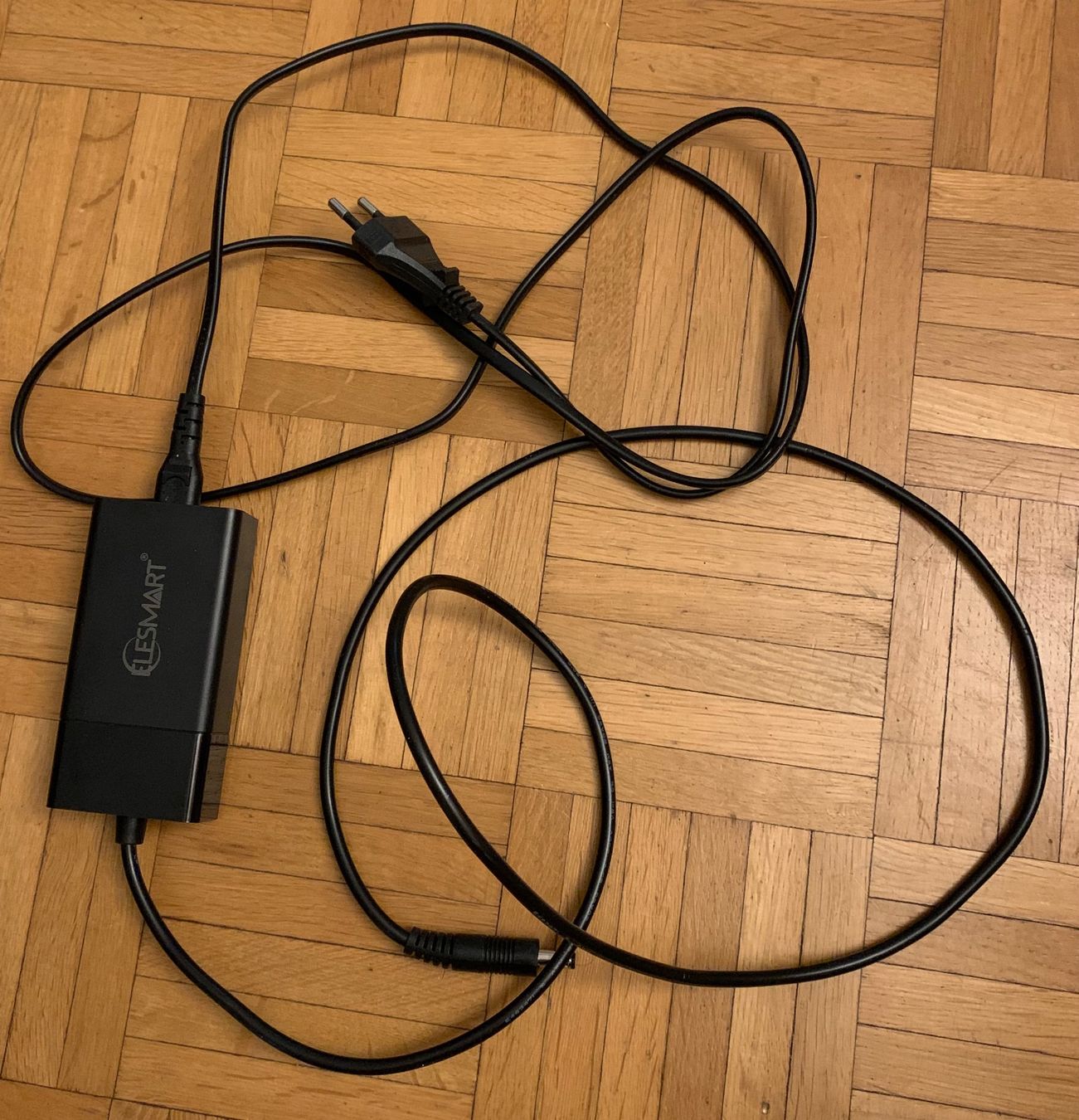 Sedie a rotelle: Elektrisch Rollstuhl Zuggerät – Usato da Zürich venduto da V.Le2 7