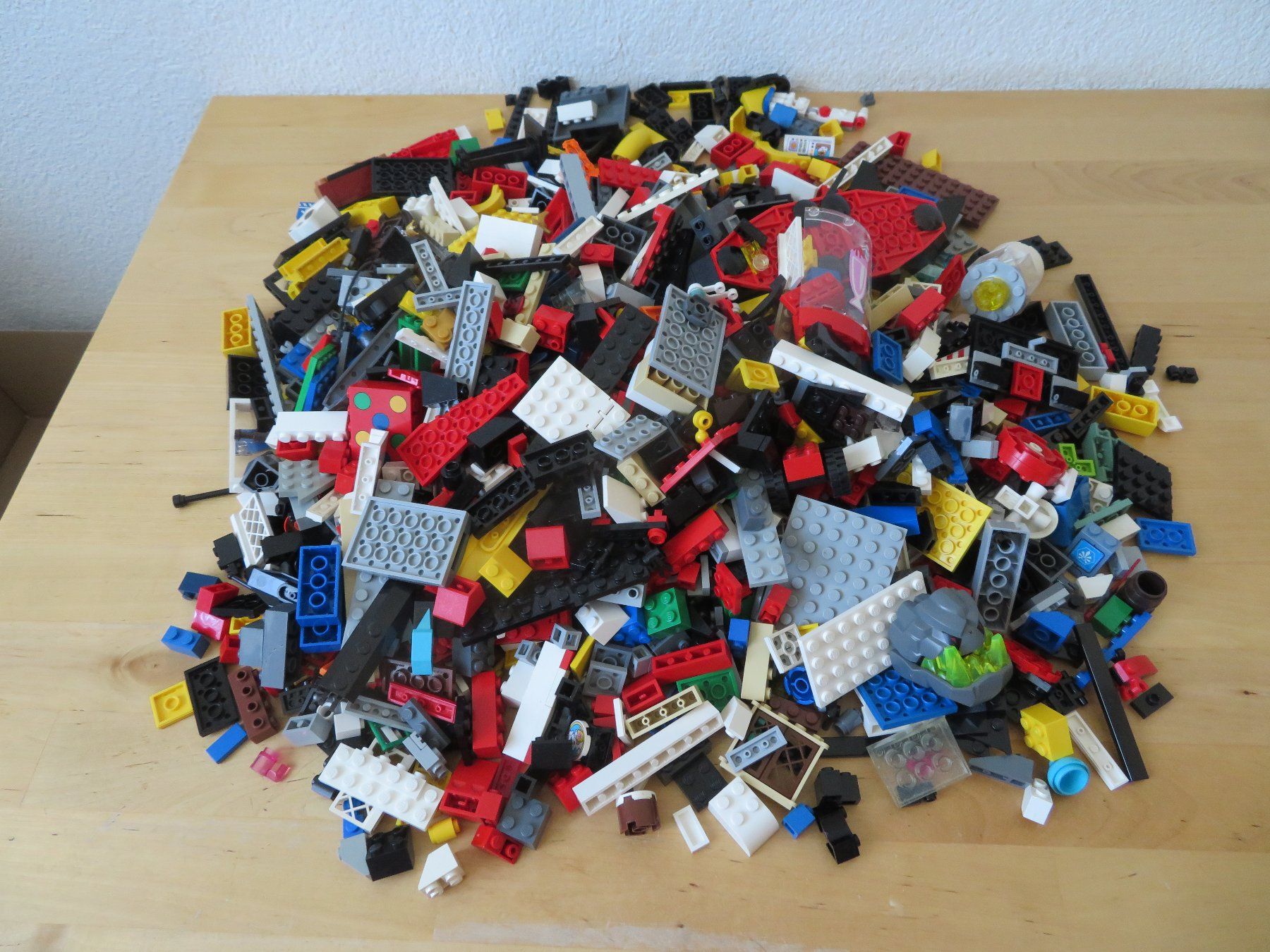 Lego Giocattoli: LEGO Kiloware ca.1,8 kg – Usato da Zürich venduto da piroma