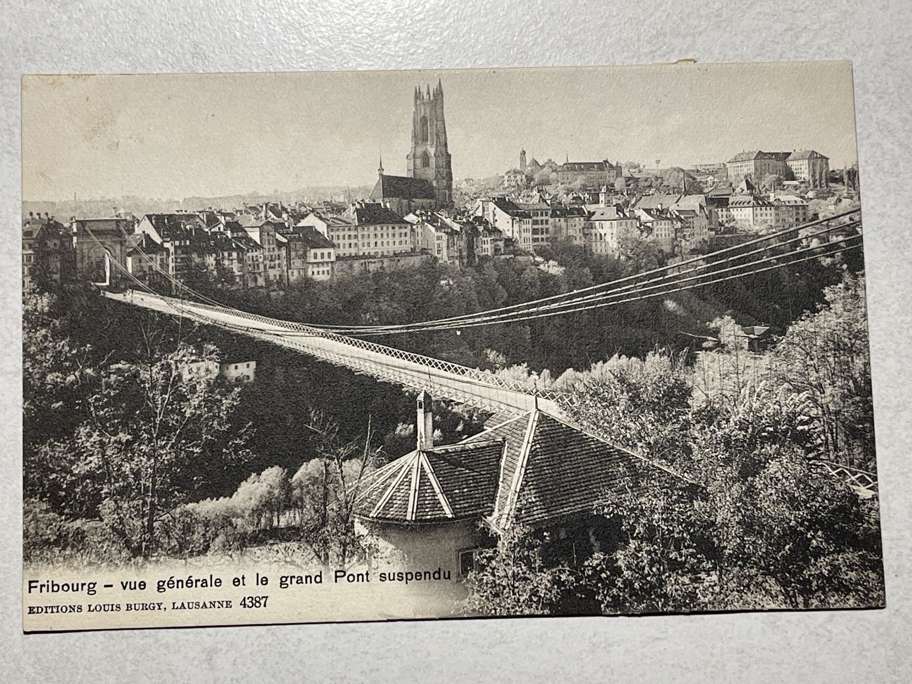 Cartoline postali: Alte Ansichtskarte Fribourg – Usato da Strengelbach venduto da Aschatan5
