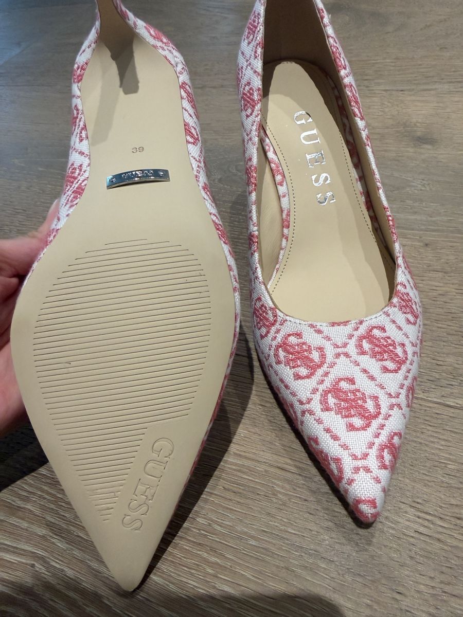 Guess Damenschuhe: Guess Pumps Sambalia Gr 39 – Neu (gemäss Beschreibung) aus Oberentfelden von mir_6dfk 1