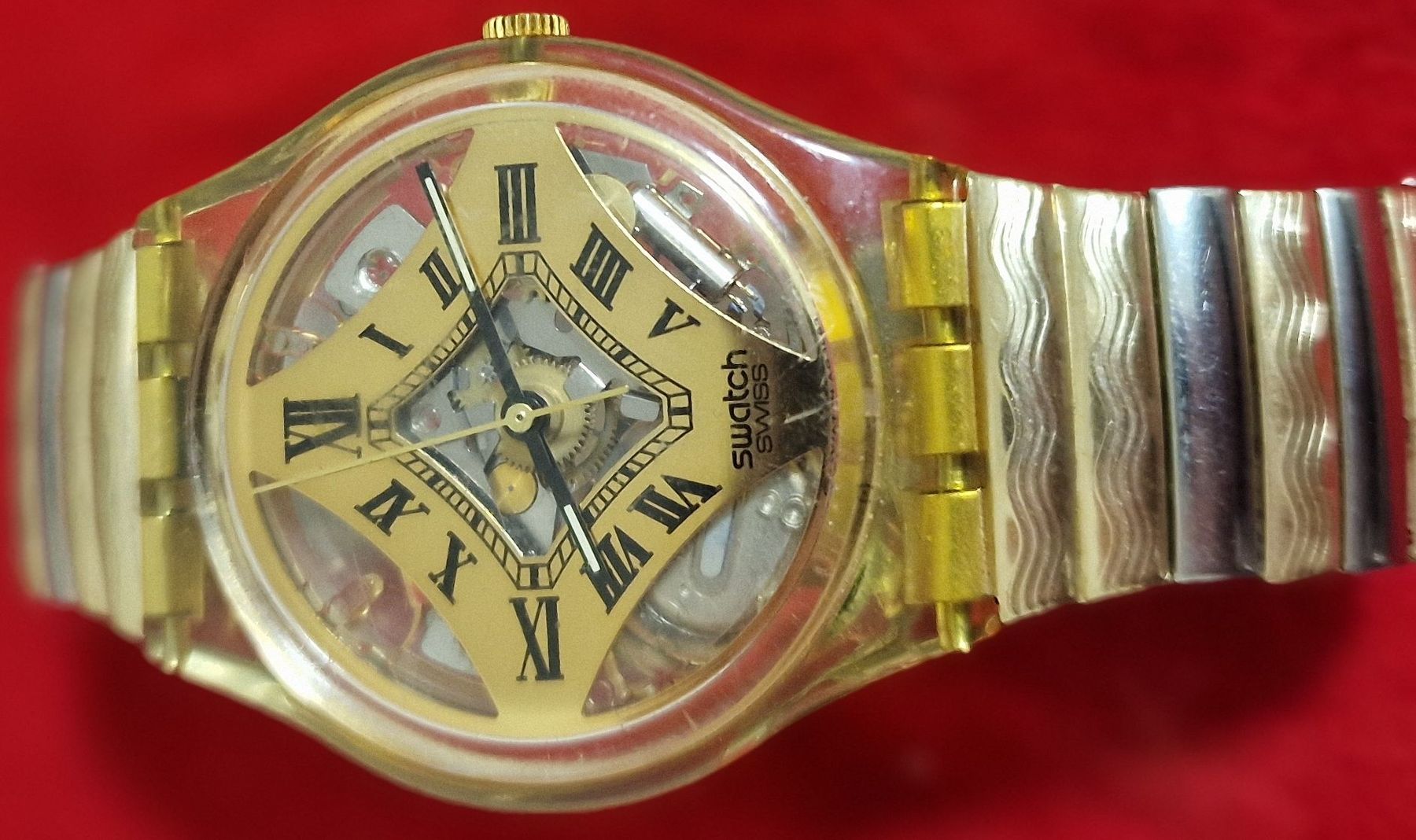 Swatch Uhren: Montre Swatch dorée vintage - Élégance et originalité – Gebraucht aus Cheseaux sur Lausanne von pan_skd5