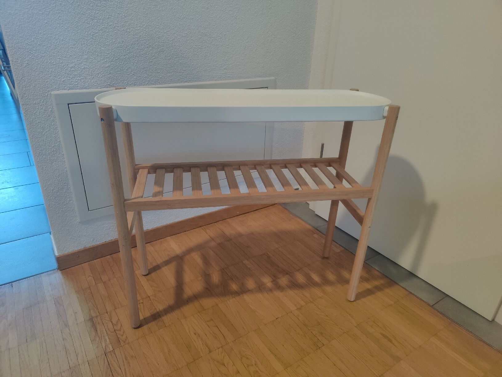 Étagères: Blumenständer  Ikea SATSUMAS – D'occasion à Zürich par Flohmingo