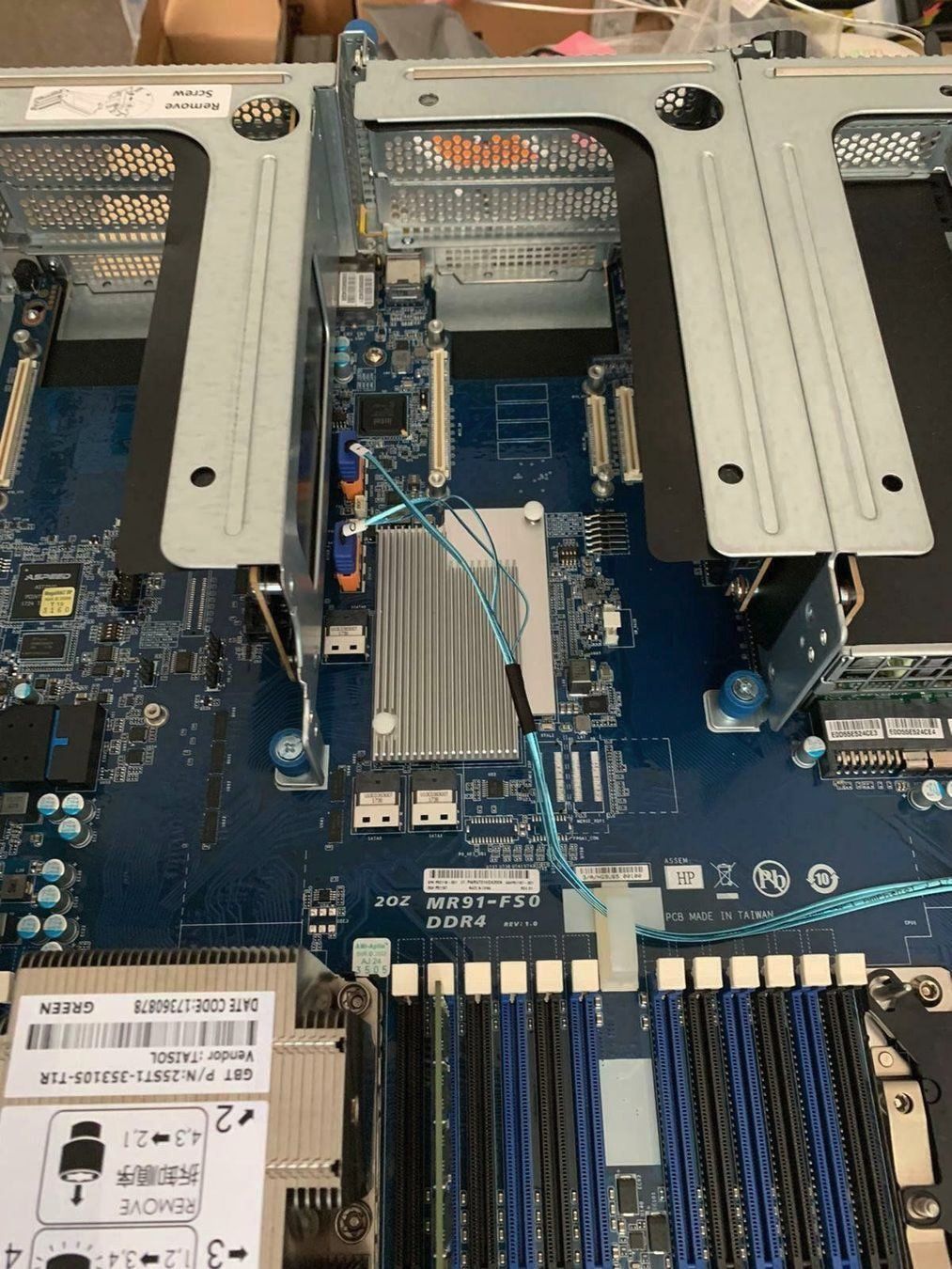HPE Cloudline CL2200 Gen10, Dual socket 3647, 0GB Ram, no HD (Gebraucht ...