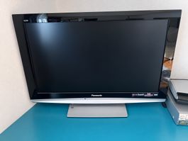 LCD TV Panasonic Viera TX-D37LQ81F 37 Zoll schwarz