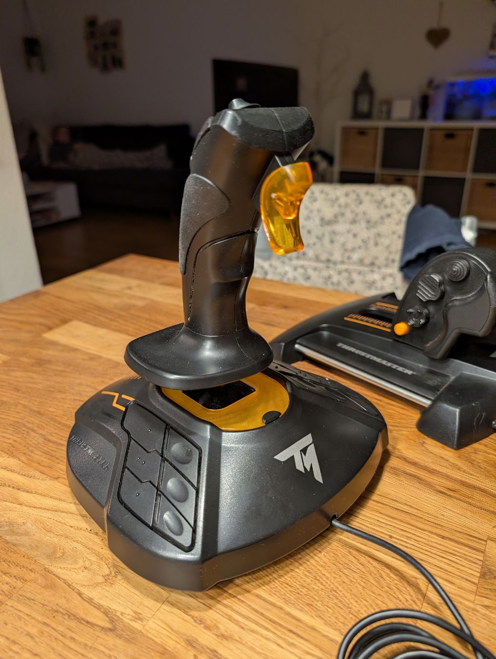 Thrustmaster Controller: Thrustmaster T.16000M Flight Stick+ Dual-Throttle Top Deal – Gebraucht aus Stettlen von JOKER_FOCUS_38 3