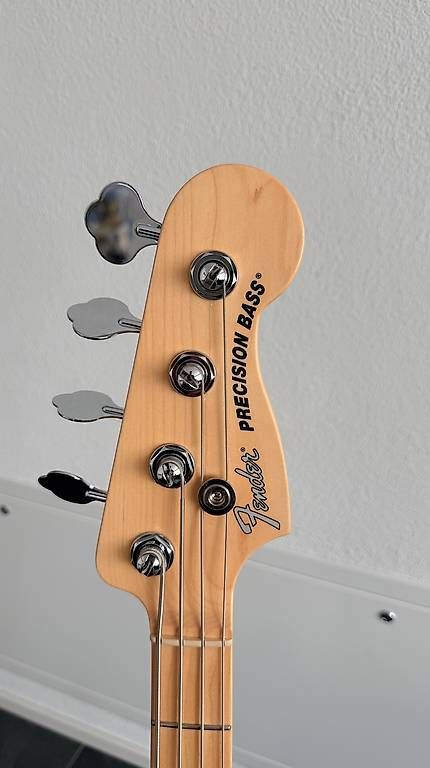 Fender Strumenti musicali: Fender American Performer P Bass – Usato da Rüti ZH venduto da nazaruch1 1