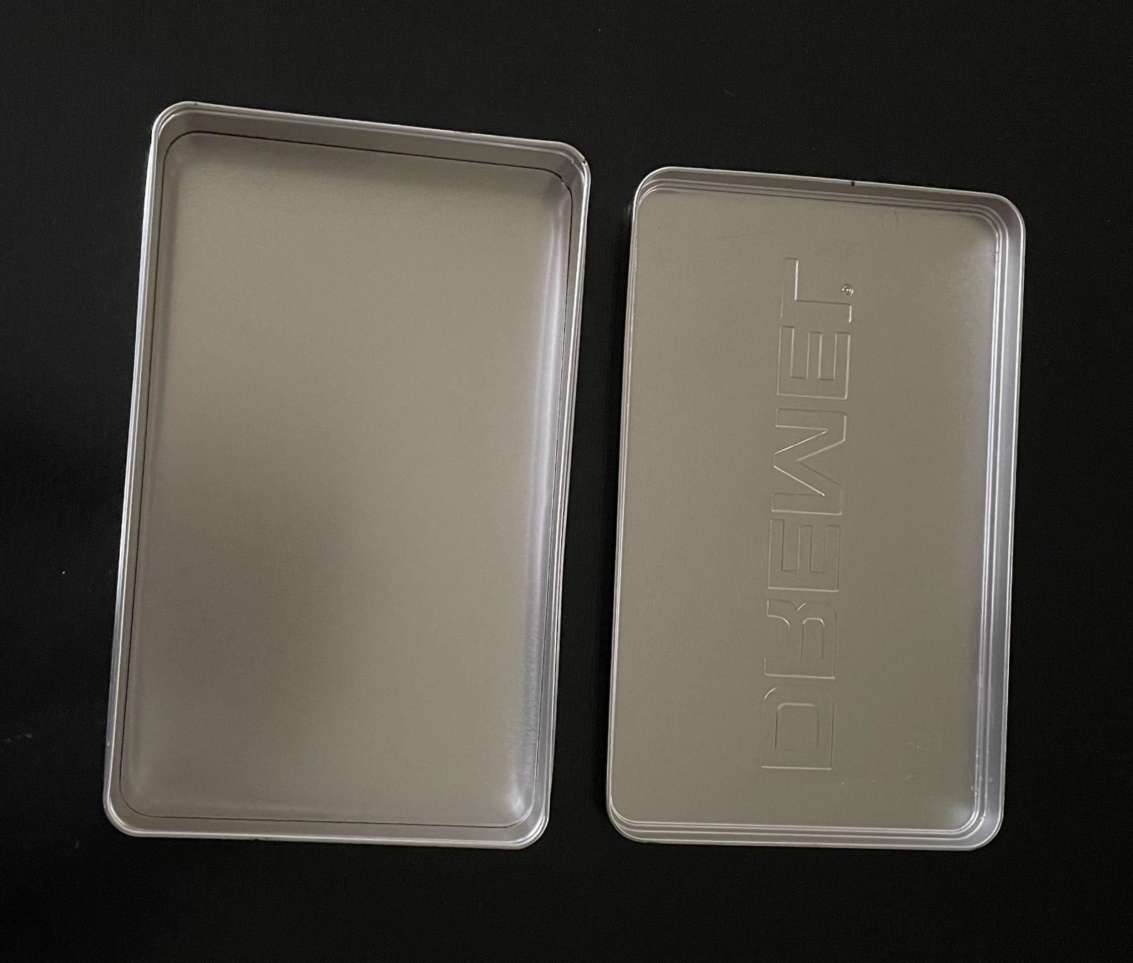 Contenitori & Simili: Blechdose Dose Behälter DREMEL Klappdeckel Metall silberfarb – Nuovo (secondo la descrizione) da Oftringen venduto da allesmeins 8