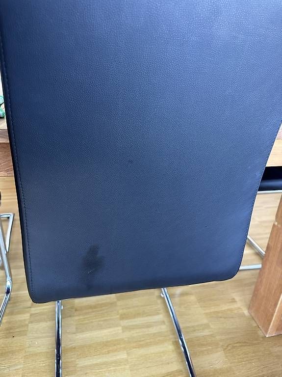 Sedie: 6 schwarze Esszimmer Stühle – Usato da Adliswil venduto da rom_6k2q 3